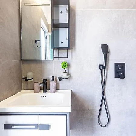 Apartmán House Of Stones 5, Cozy W Parking *